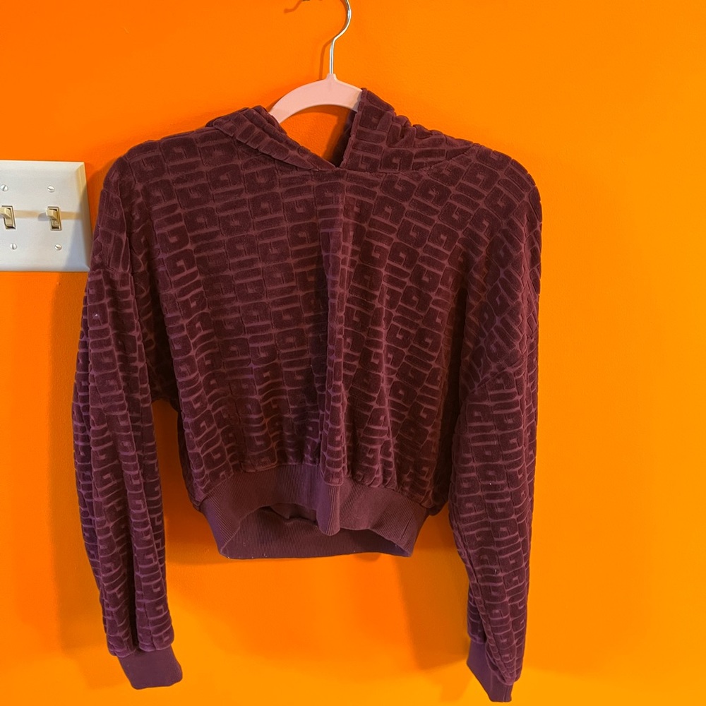 Guess embroidered cropped hoodie size medium
